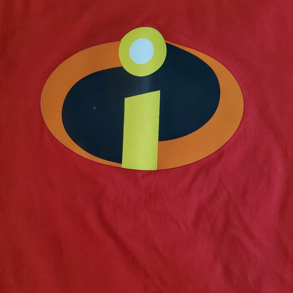 DISNEY The Incredibles red Short Sleeve graphic tee Sml. - Picture 2 of 6